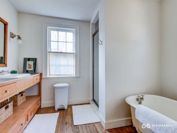 Hamptons Home 1020875