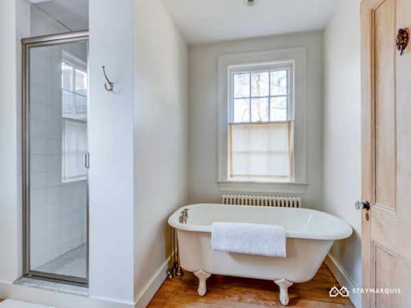 Hamptons Home 1020875