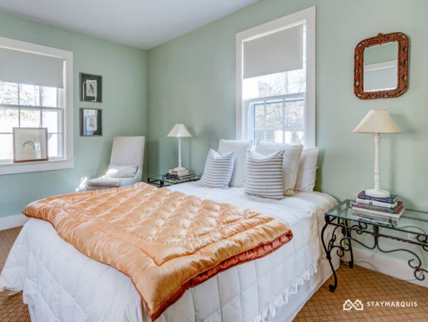 Hamptons Home 1020875