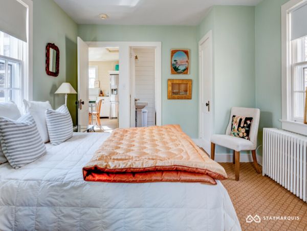 Hamptons Home 1020875