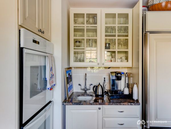 Hamptons Home 1020876