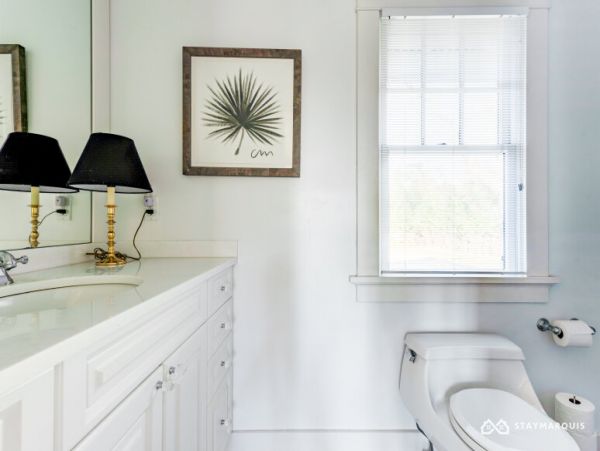 Hamptons Home 1020876