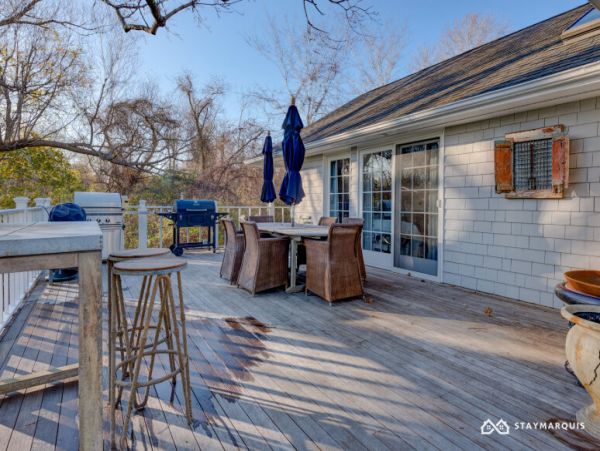 Hamptons Home 1020876