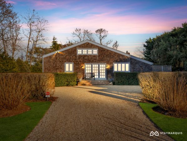 Hamptons Home 1020878