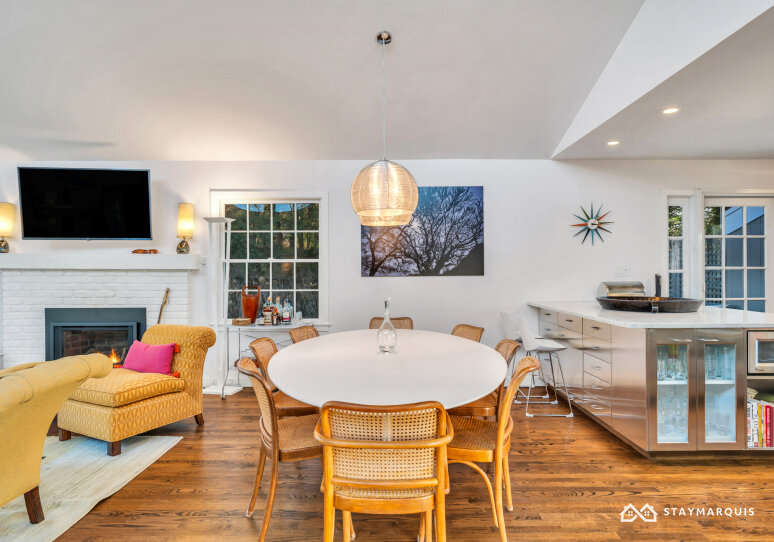 Hamptons Home 1020878