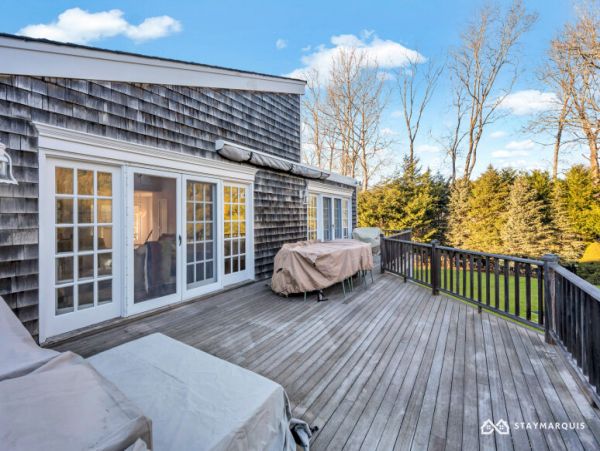 Hamptons Home 1020878