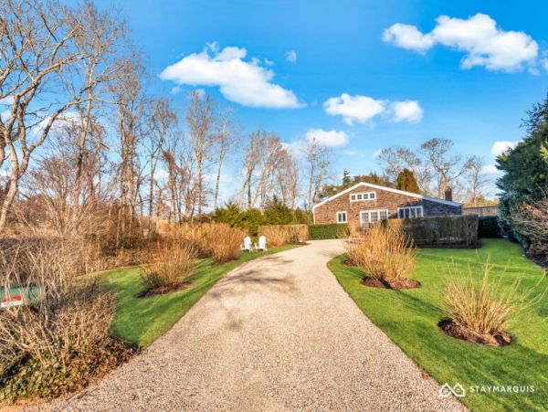 Hamptons Home 1020878