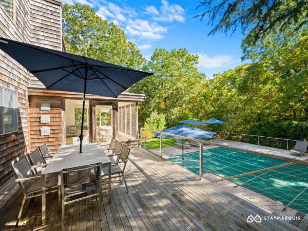 Hamptons Home 1020881