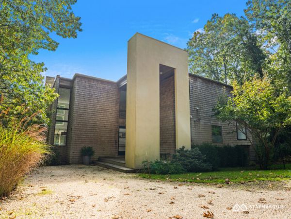 Hamptons Home 1020881