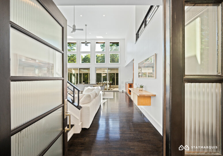 Hamptons Home 1020881