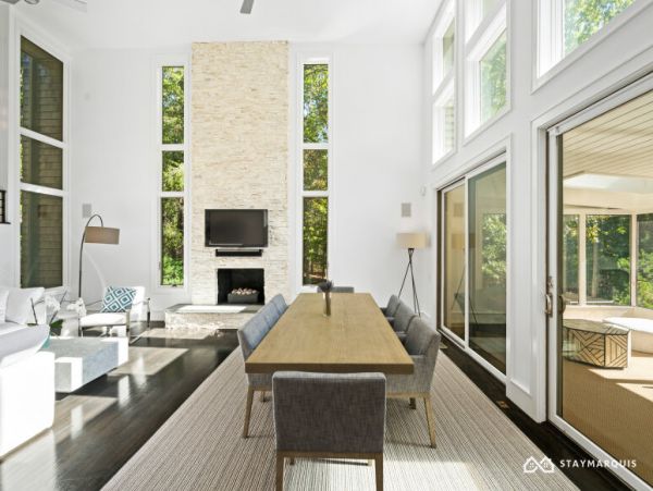 Hamptons Home 1020881