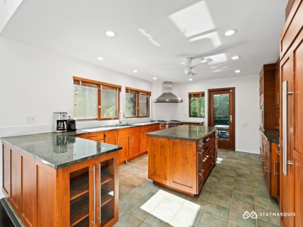 Hamptons Home 1020881