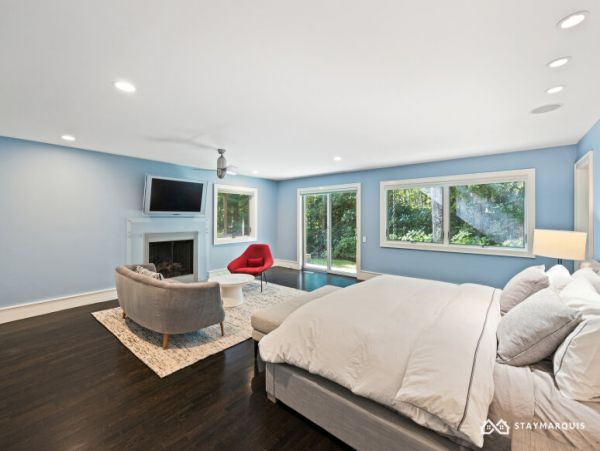 Hamptons Home 1020881