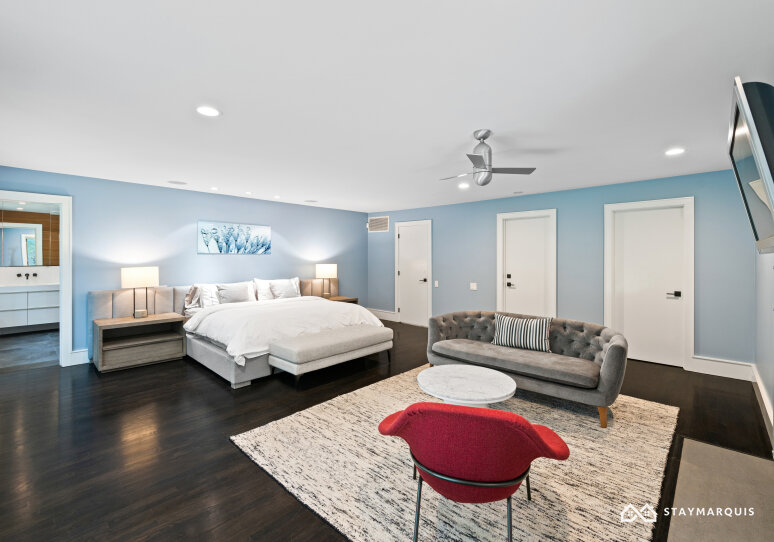 Hamptons Home 1020881