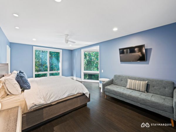 Hamptons Home 1020881