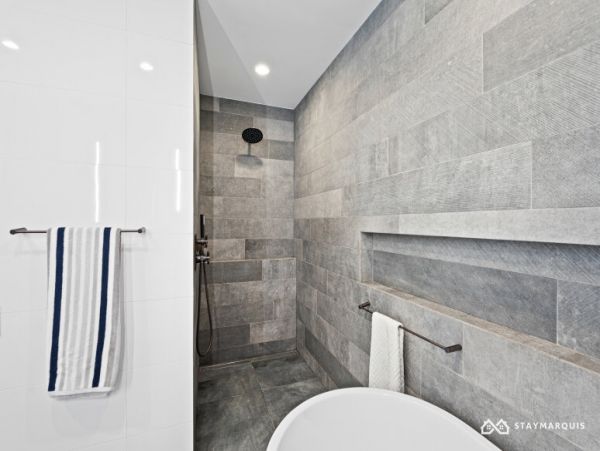 Hamptons Home 1020881