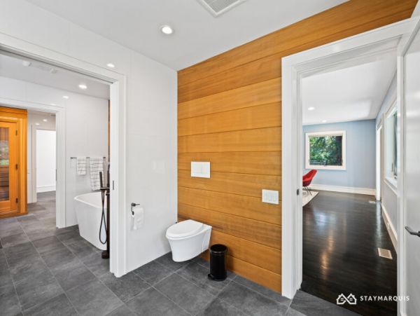 Hamptons Home 1020881