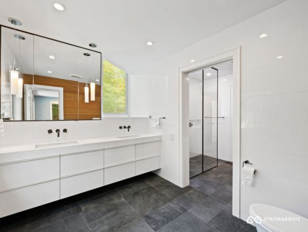 Hamptons Home 1020881