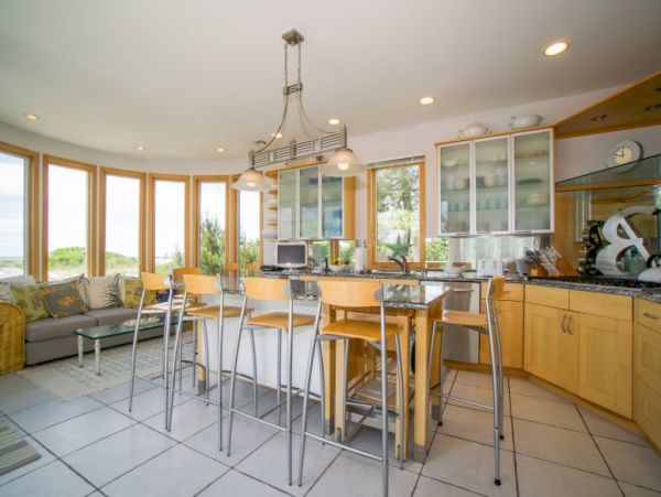 Hamptons Home 1020882