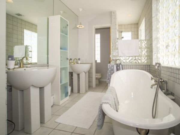 Hamptons Home 1020882