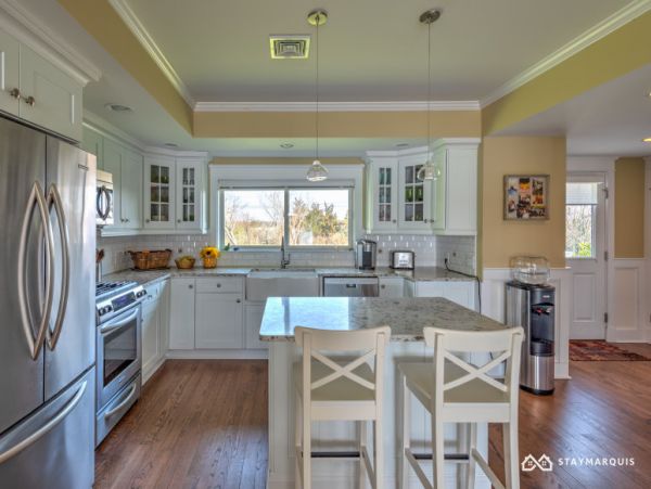 Hamptons Home 1020884