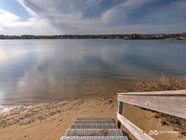 Hamptons Home 1020884
