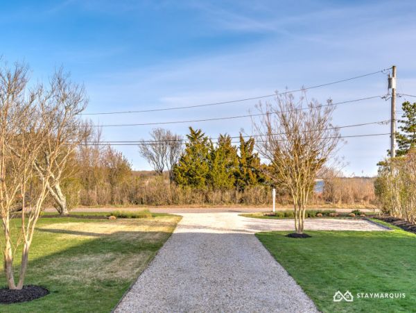 Hamptons Home 1020884