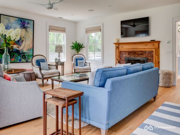 Hamptons Home 1020886