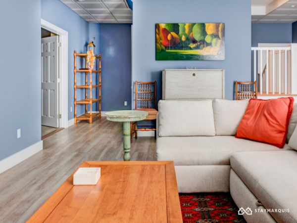 Hamptons Home 1020886