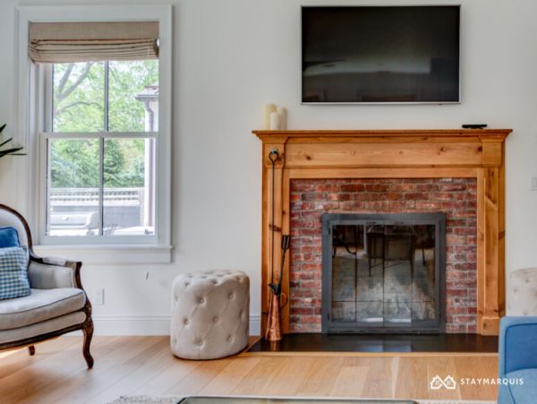 Hamptons Home 1020886