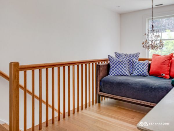 Hamptons Home 1020886