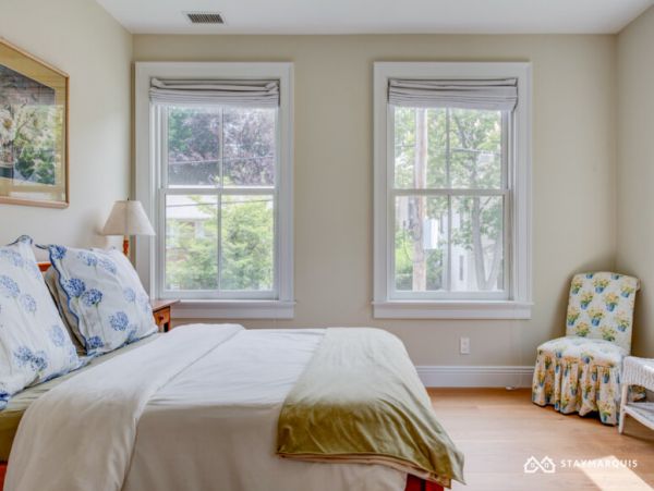 Hamptons Home 1020886