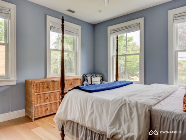 Hamptons Home 1020886