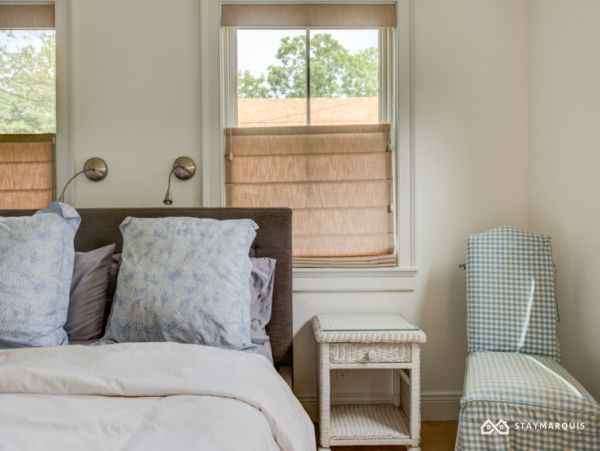 Hamptons Home 1020886