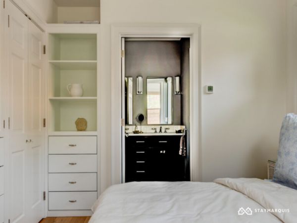 Hamptons Home 1020886