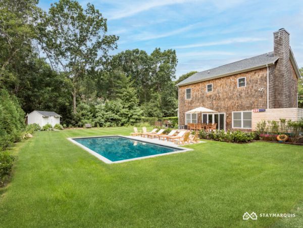 Hamptons Home 1020887