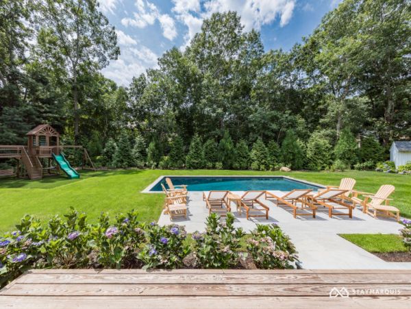 Hamptons Home 1020887