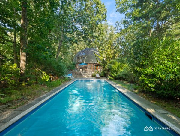 Hamptons Home 1020889