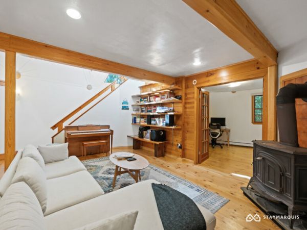 Hamptons Home 1020889