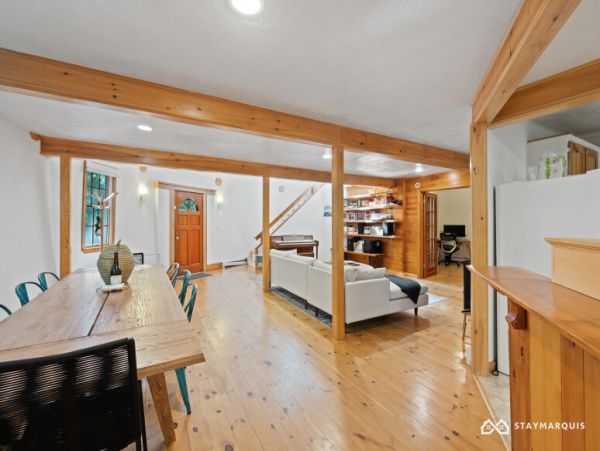 Hamptons Home 1020889
