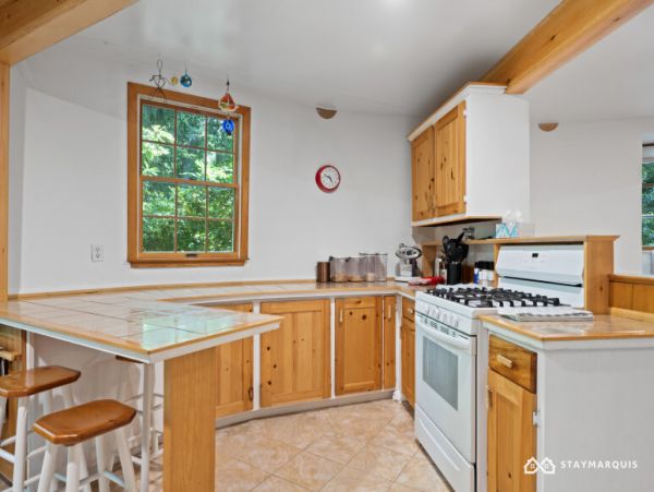 Hamptons Home 1020889