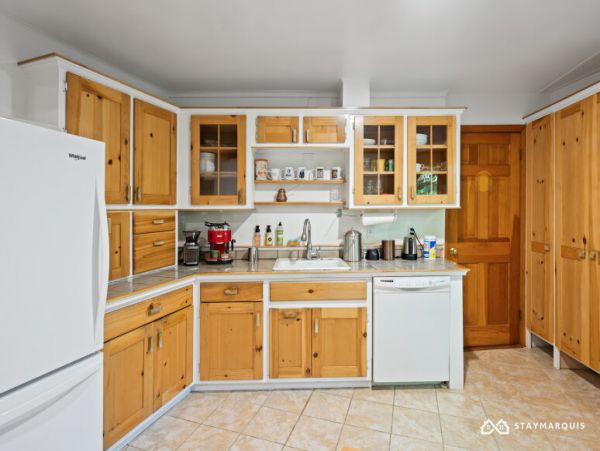 Hamptons Home 1020889