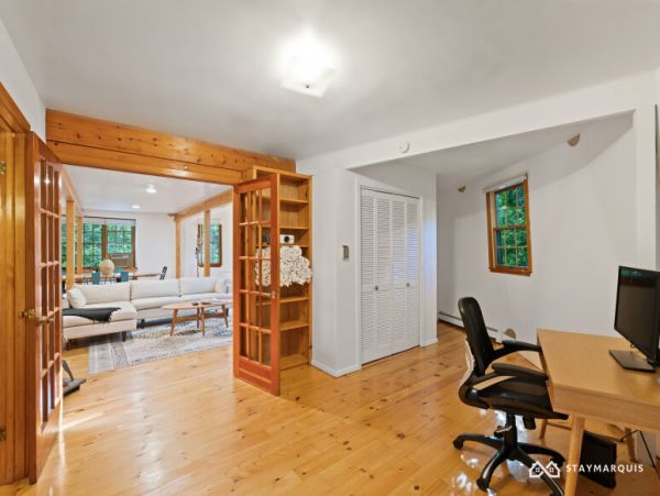 Hamptons Home 1020889