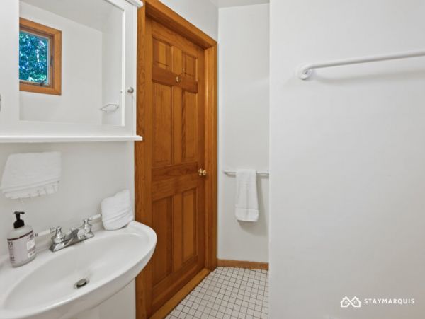 Hamptons Home 1020889