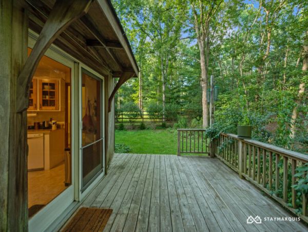 Hamptons Home 1020889