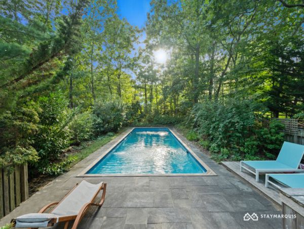 Hamptons Home 1020889