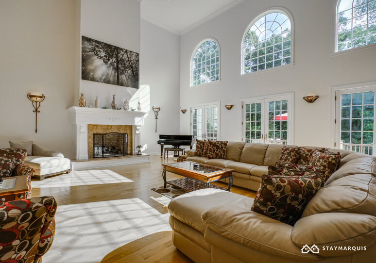 Hamptons Home 1020890