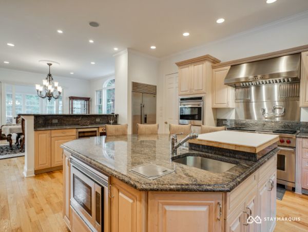 Hamptons Home 1020890