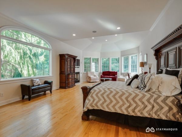 Hamptons Home 1020890