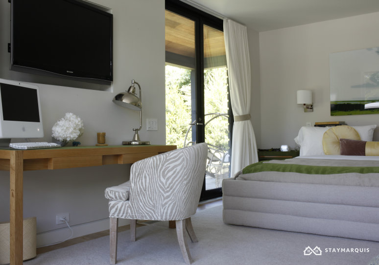 Hamptons Home 1020891